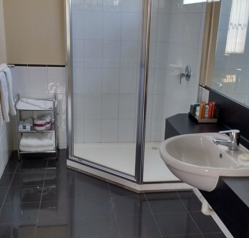 最佳西方湖酒店主图