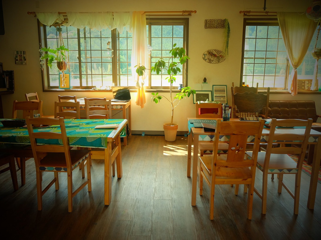 Sansaro Cafe & Guesthouse主图