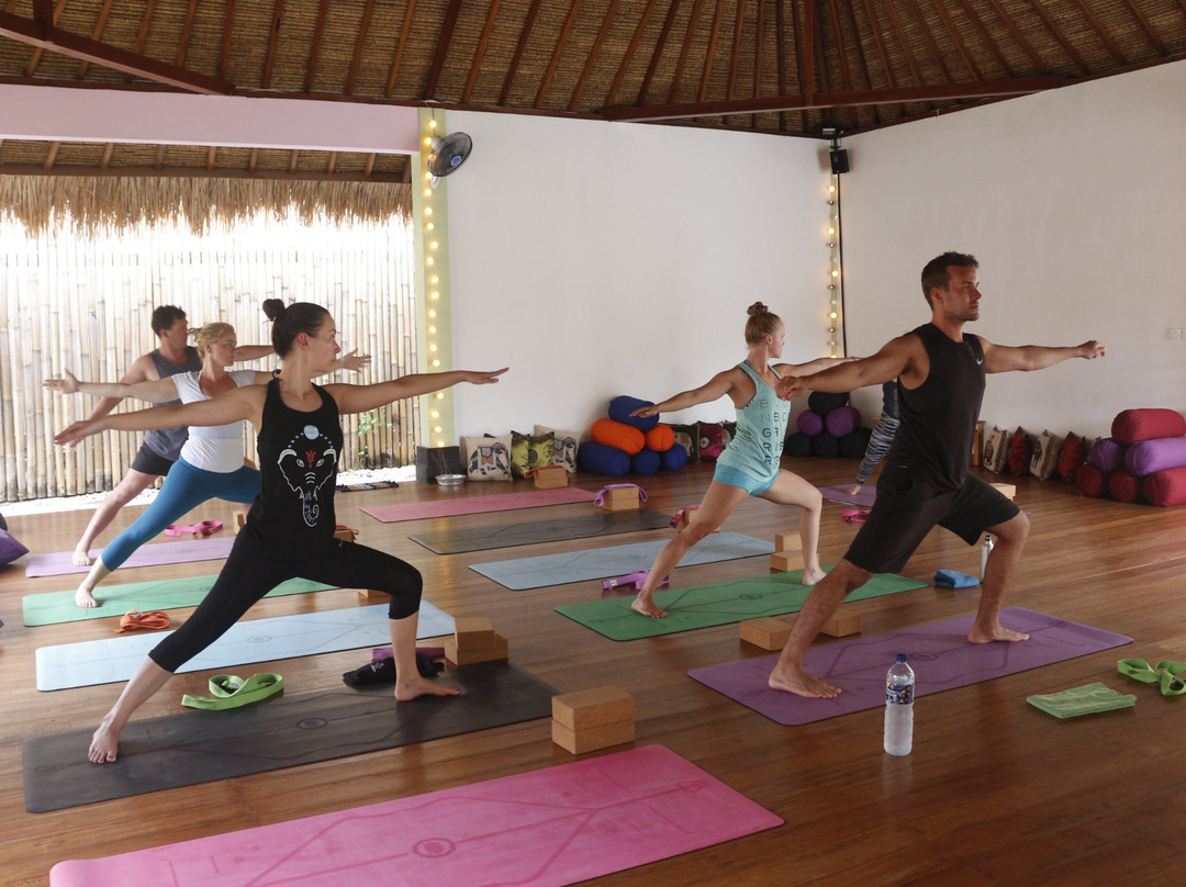 Yoga Dunia Lembongan-蓝梦岛必去景点