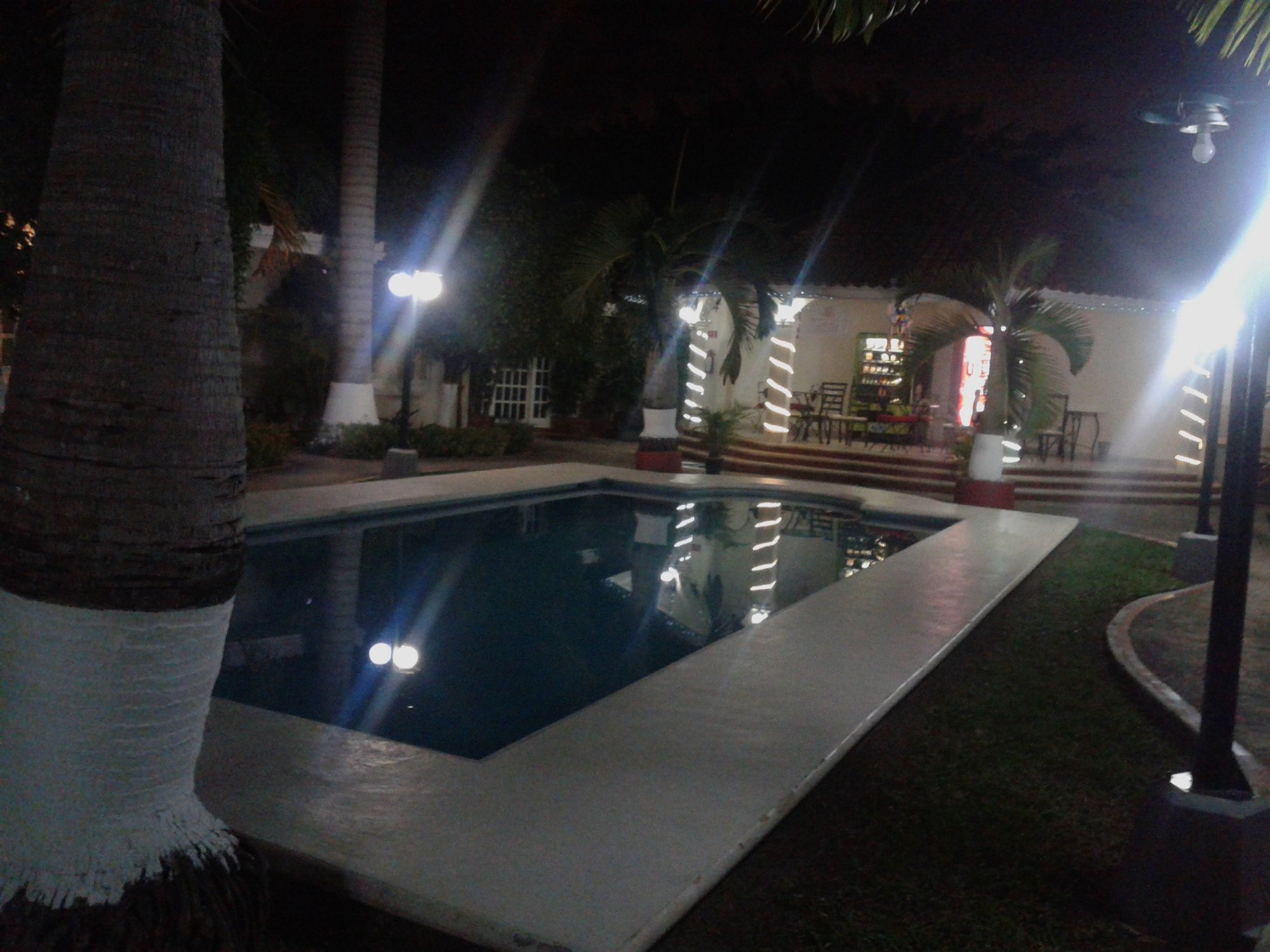 Residencial Tulipanes Cancun-泳池