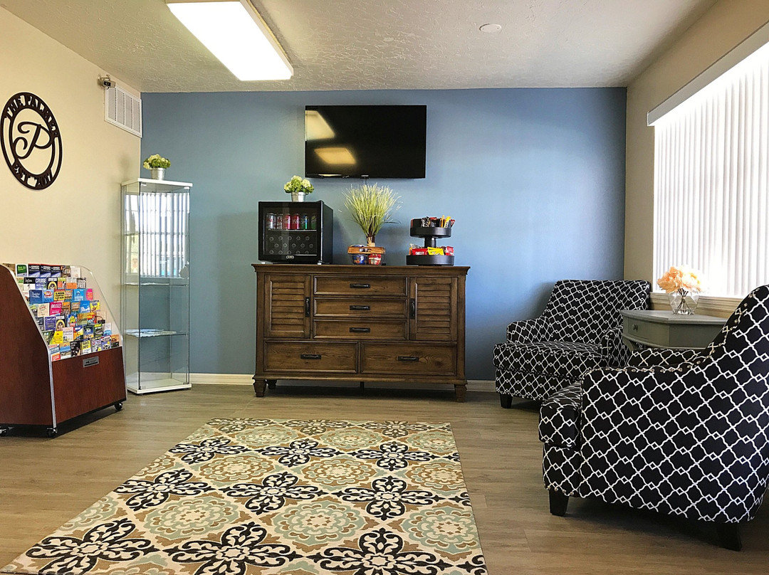 The Palmer Inn and Tennis Center主图