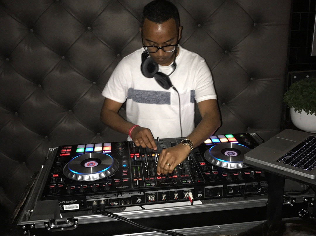 Amani Bar-Leederville必去景点