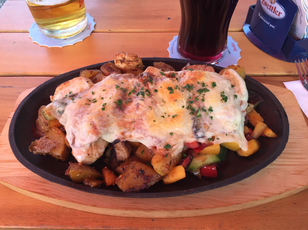 Rossatz餐馆和美食-Wirtshaus Alte Schiffstation