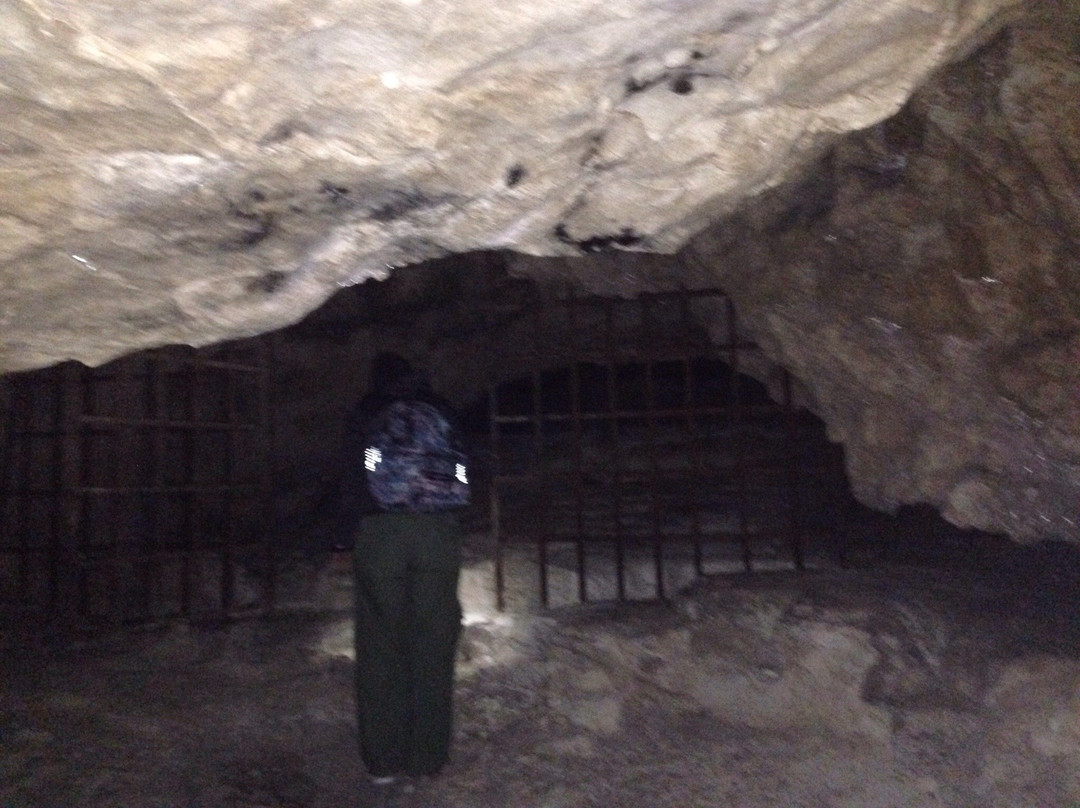 Grotta del Calgeron景点图片