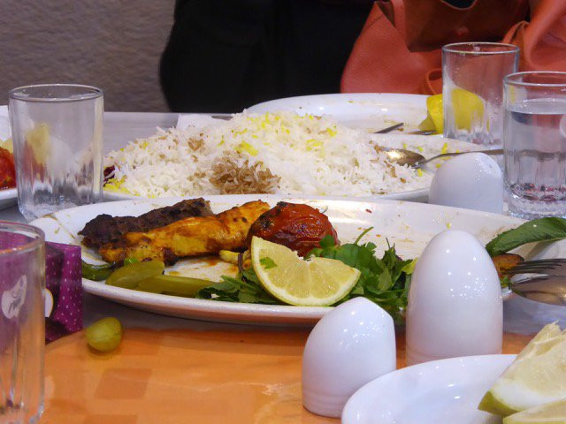 Marvdasht餐馆和美食-Sepid Restaurant