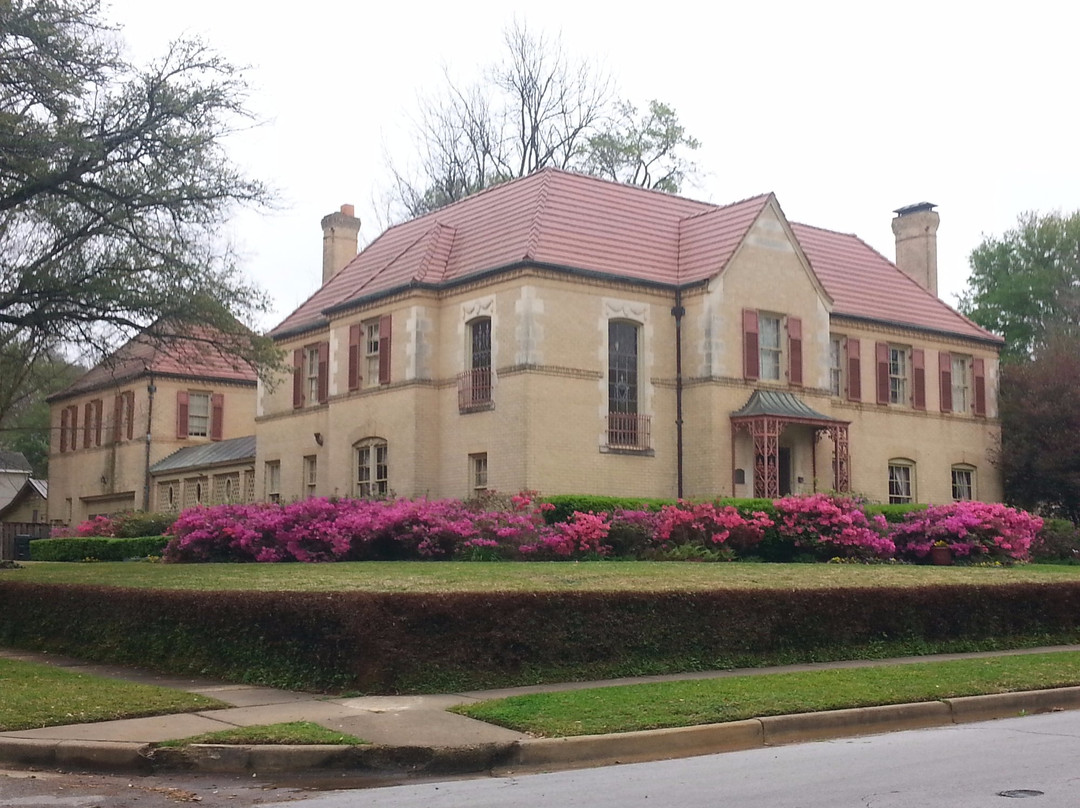 Azalea Residential Historic District-泰勒必去景点