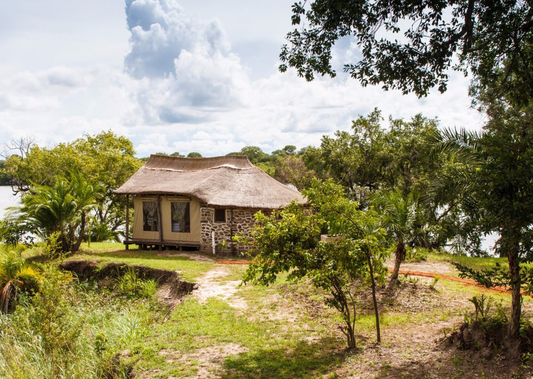 Pinnon Safari Lodge