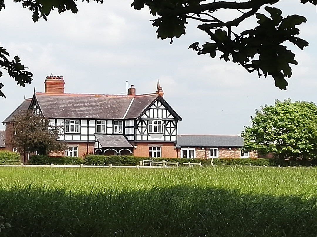 The Woodlands Farmhouse Bed & Breakfast