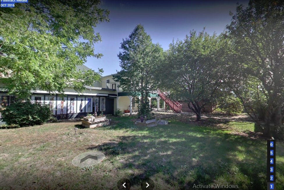 River Breeze Inn主图