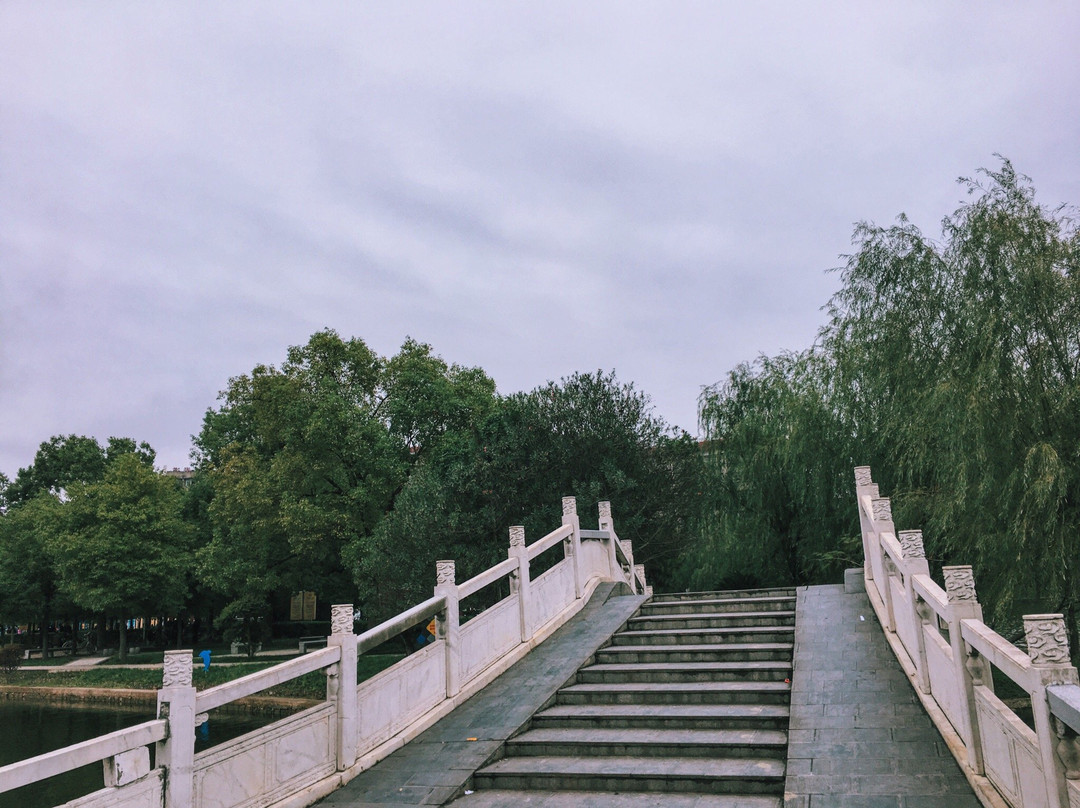 南门河游园景区-潜江市必去景点