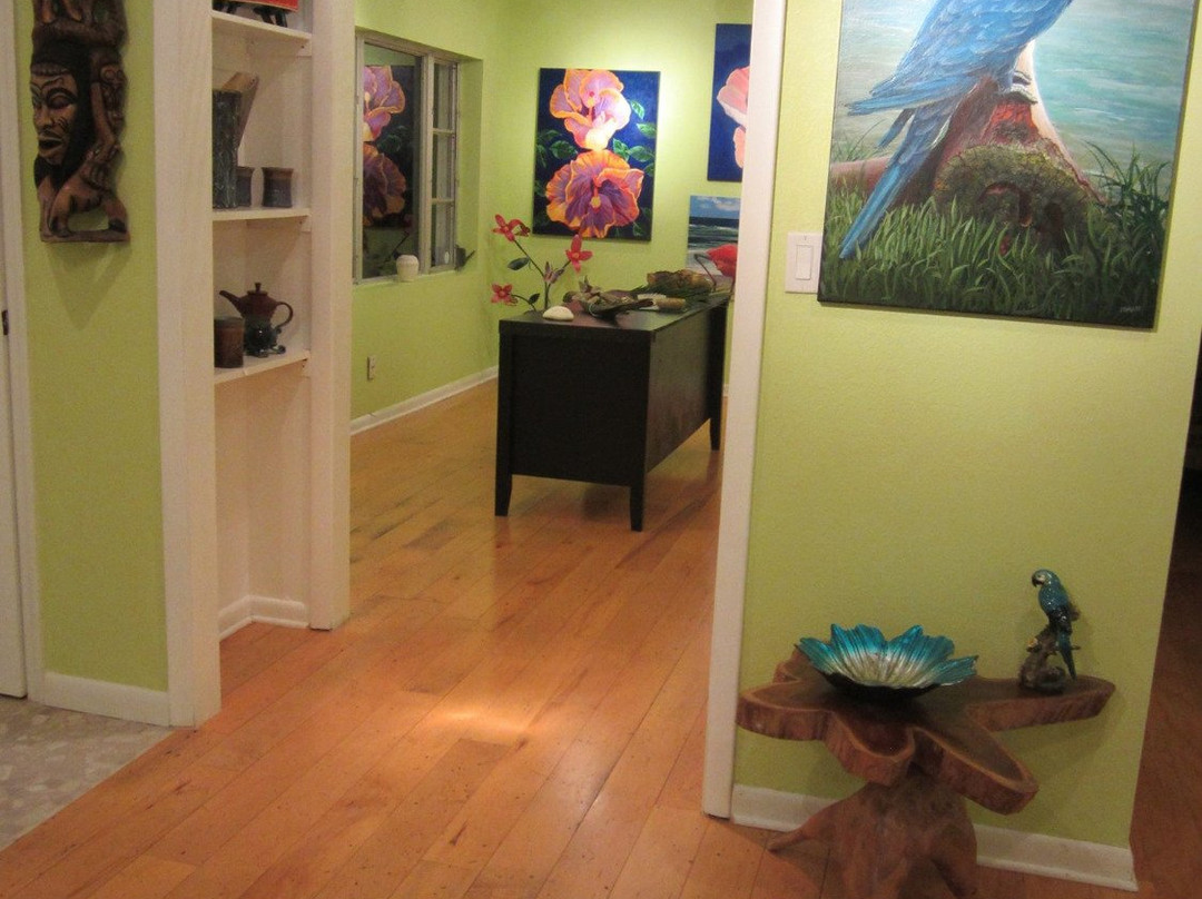 Island Conclave Gallery & Event Center-Bokeelia必去景点