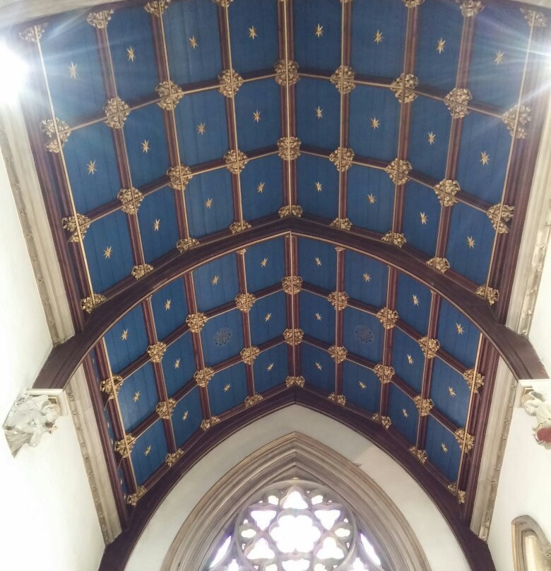 The Minster Church of St Thomas-纽波特必去景点