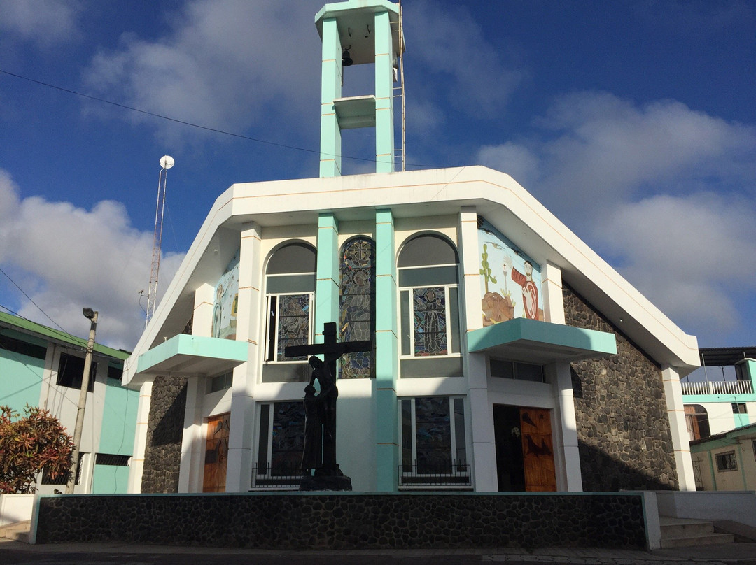 Catedral Inmaculada Concepción-Puerto Baquerizo Moreno必去景点