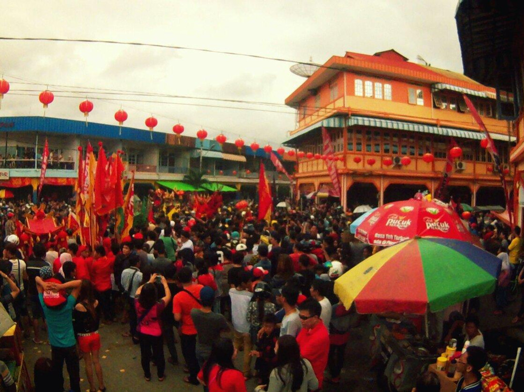 Tri Dharma Bumi Raya Temple-山口洋必去景点