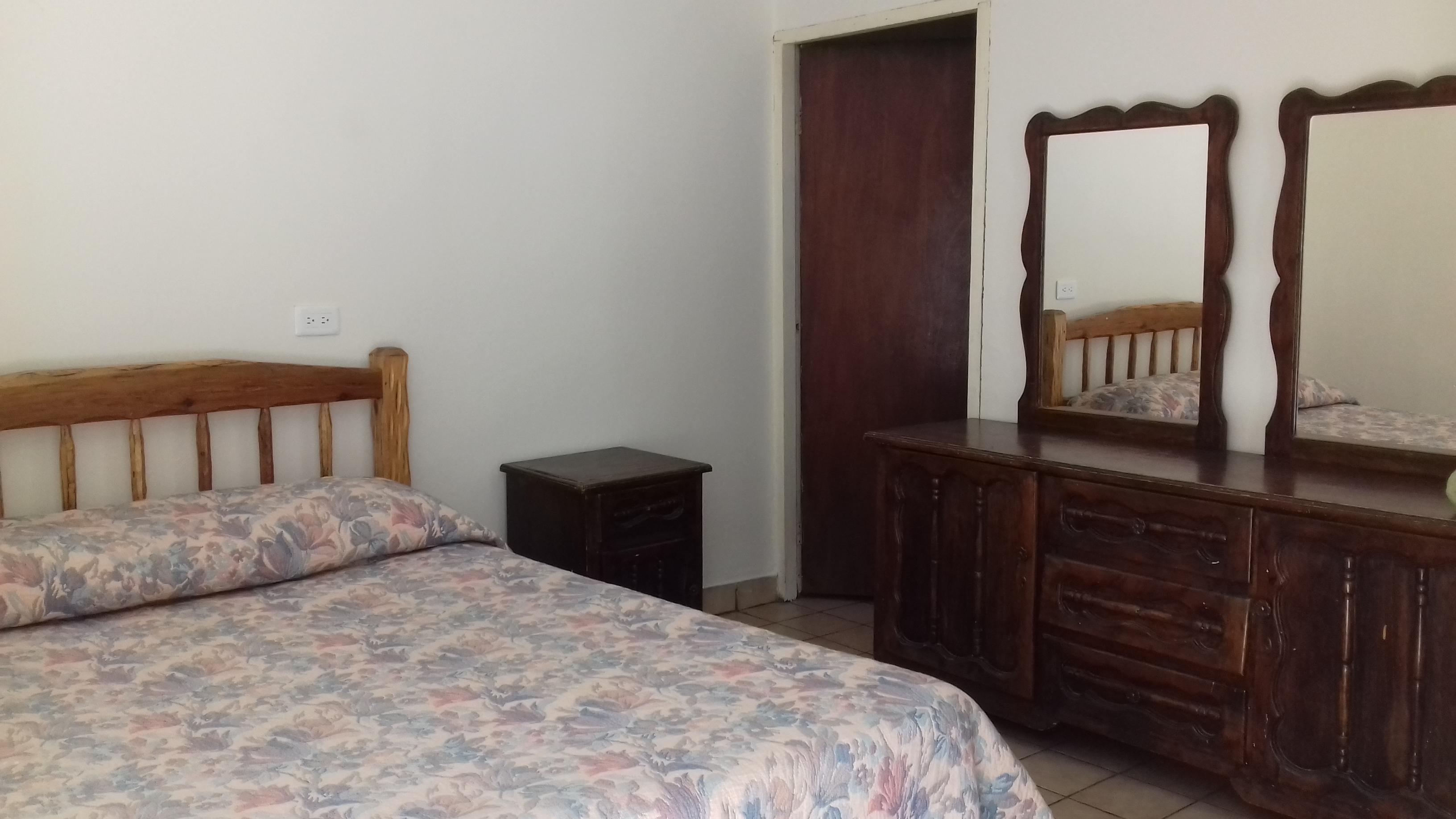 Hotel Los Pinos-官方