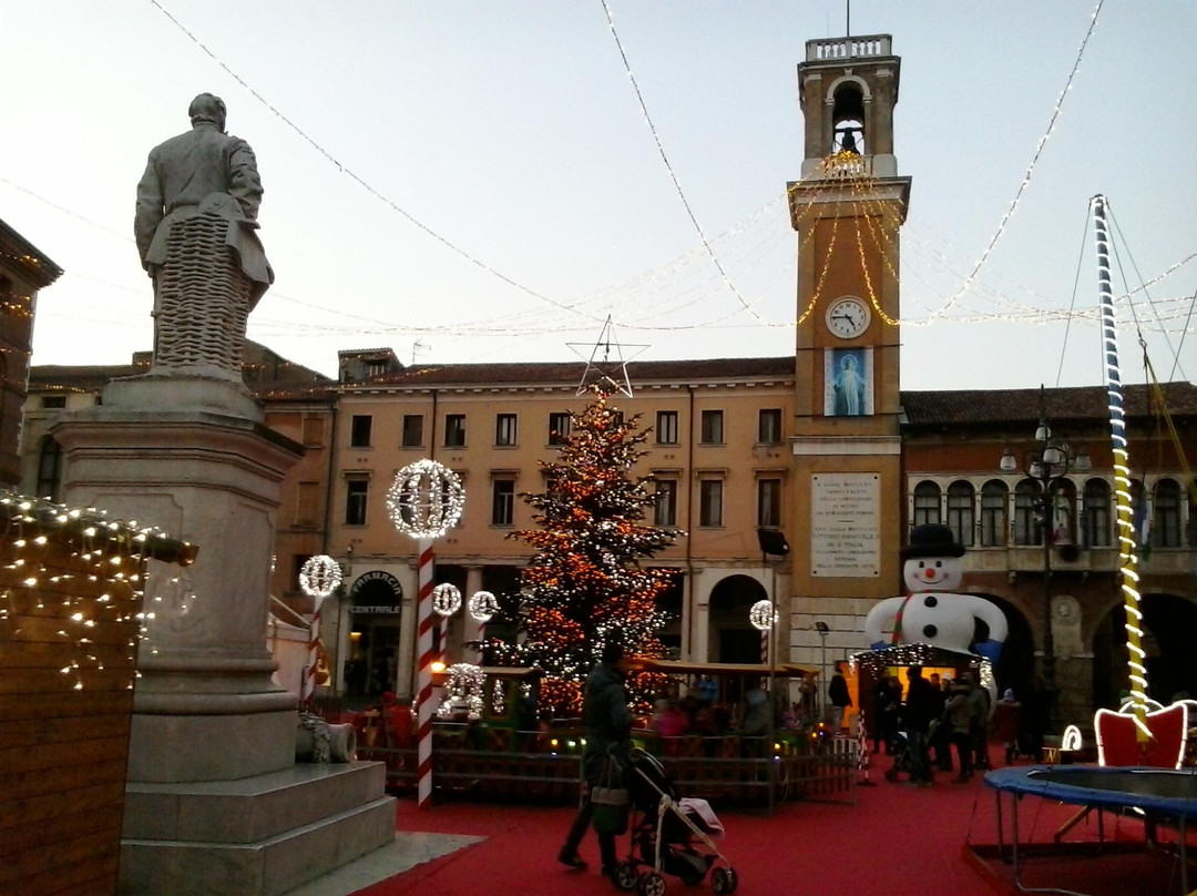 Palazzo del Municipio-罗维戈必去景点