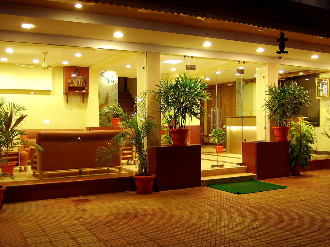 Hotel Renuka Palace主图