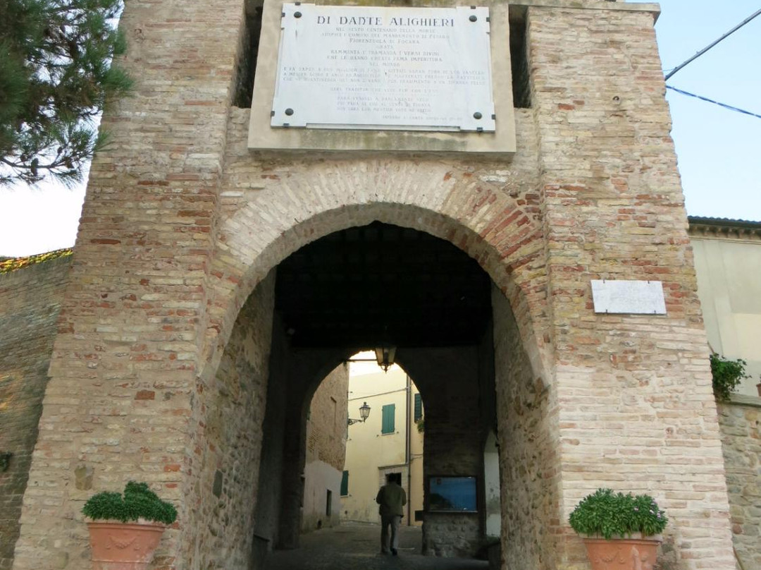 Castello di Fiorenzuola di Focara景点图片