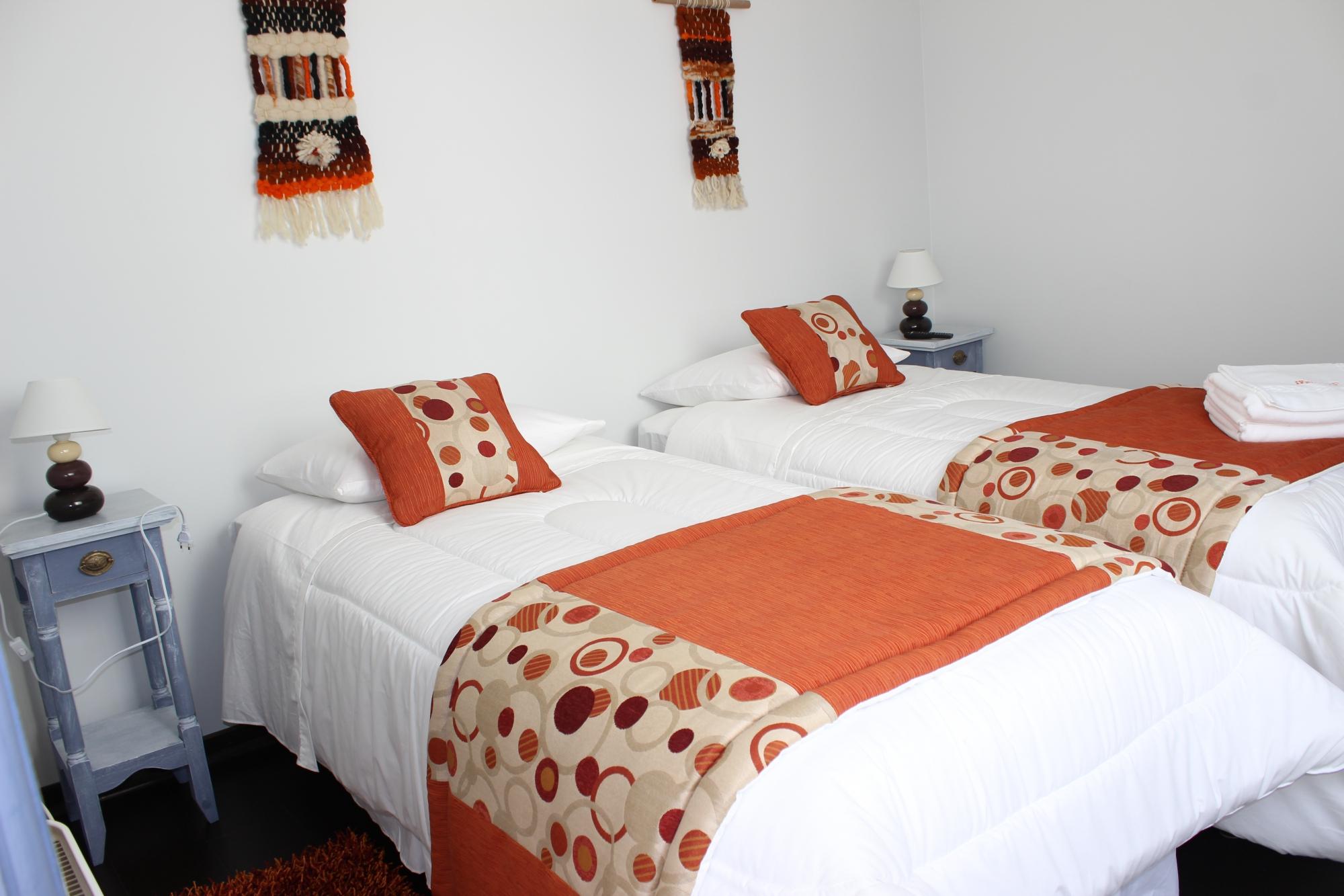 Ovalle Suite-客卧