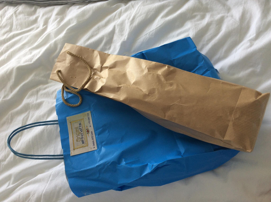 Anemi Artcrafts-伊亚必去景点