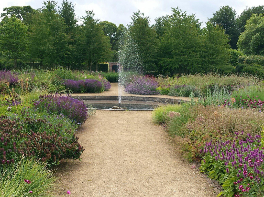 Scampston Walled Garden景点图片
