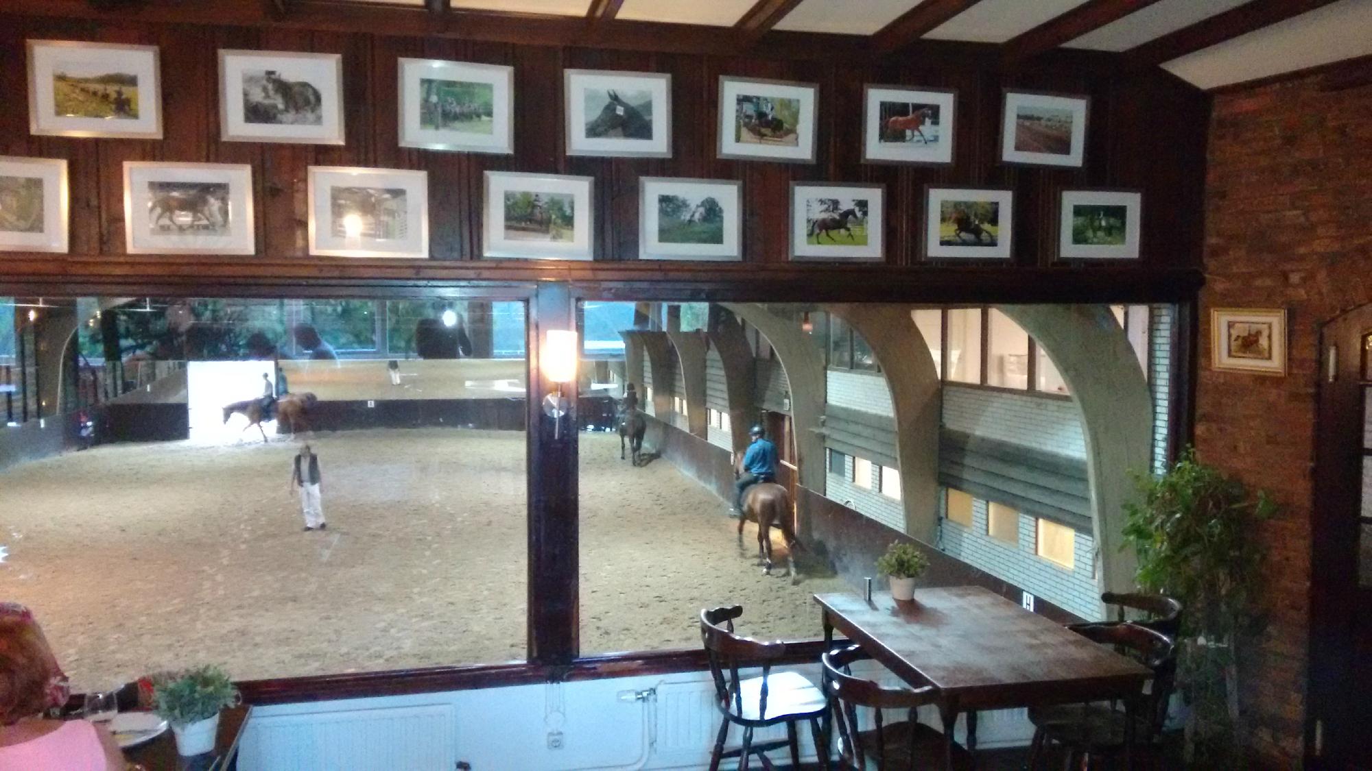 Buitensporthotel Hoenderloo-浴室