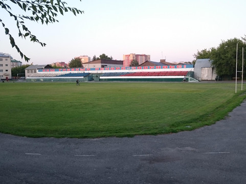 Dudareva旅游景点-Lokomotiv