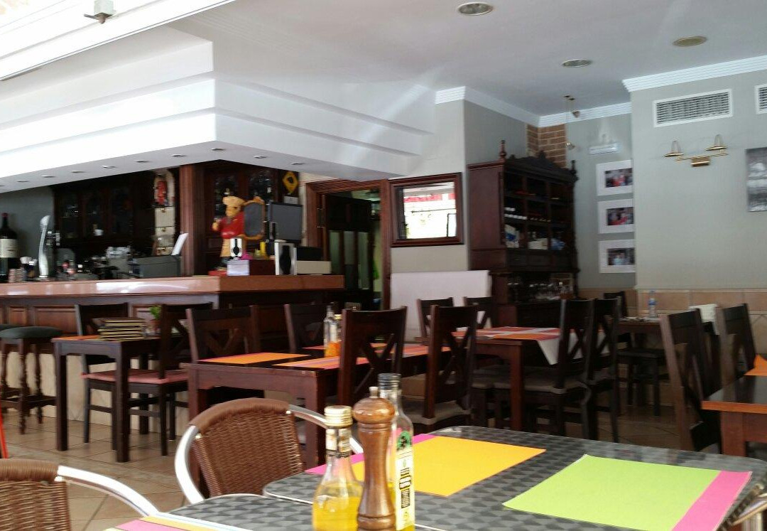 Kiwi Restaurant and Snack Bar