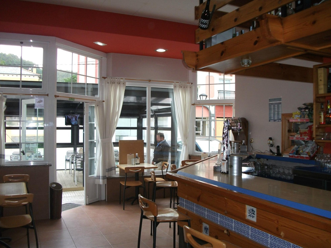 Vegadeo酒店住宿-Hostal Parrilla San Roque