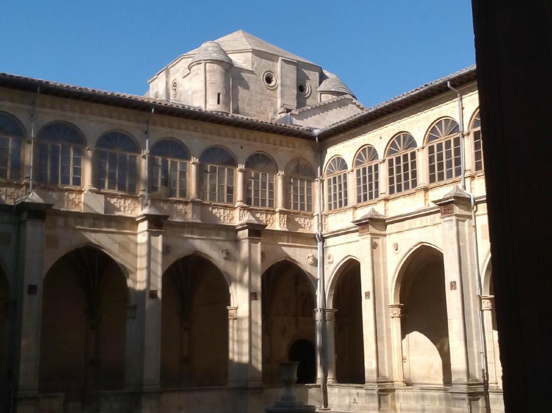 Monasterio de Iratxe-Ayegui必去景点