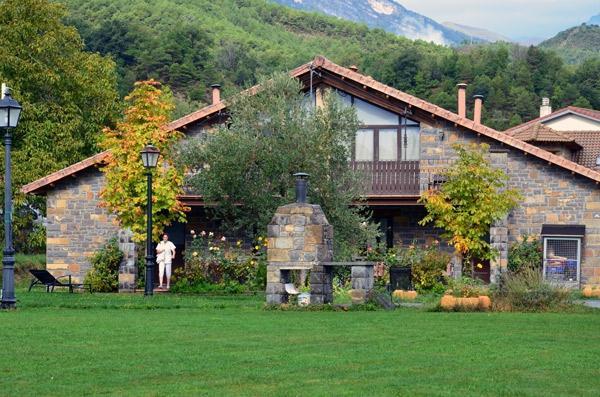 Casas la Ribera Ordesa
