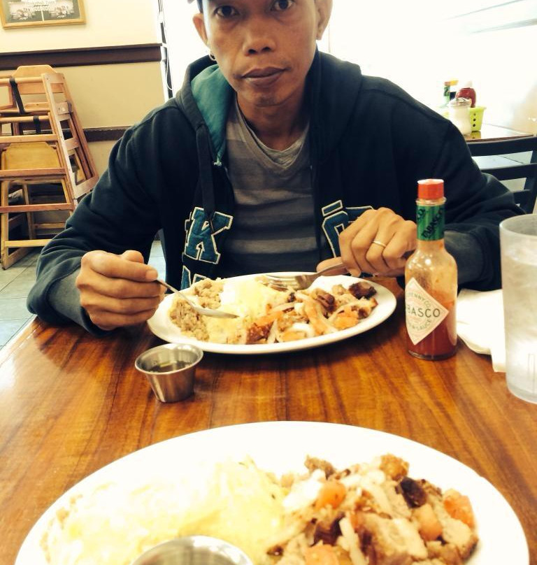 Makakilo餐馆和美食-Julie'z Restaurant