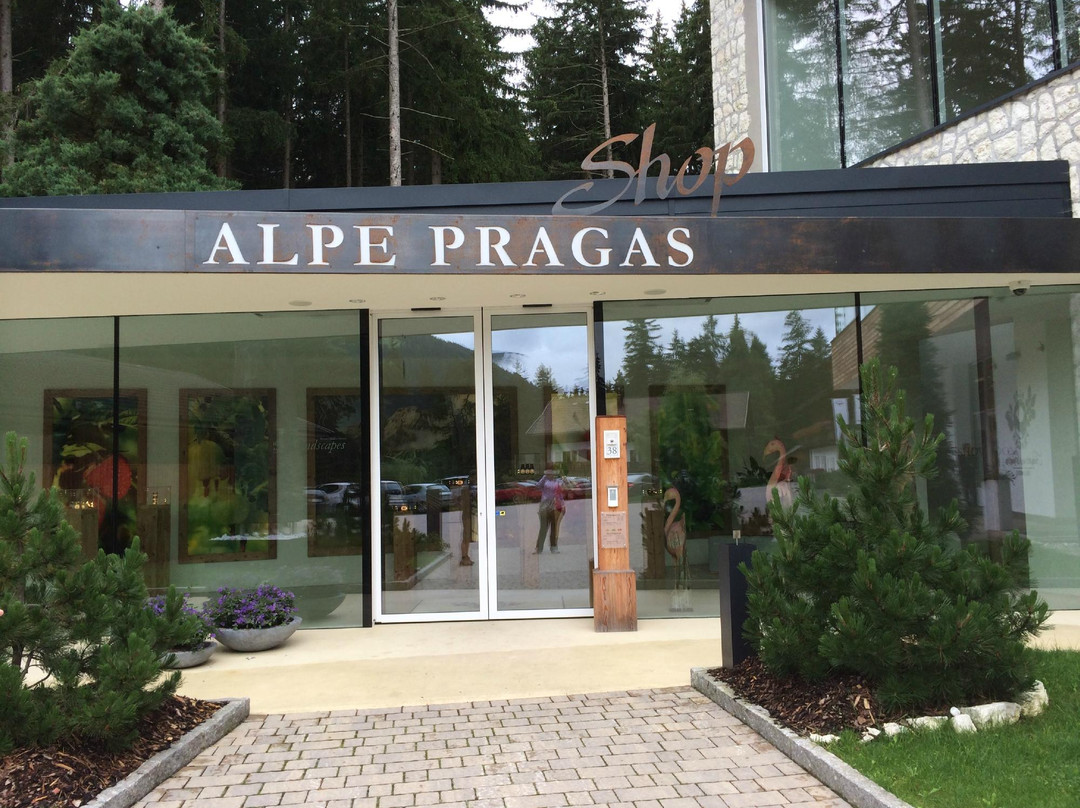 Alpe Pragas Srl-Braies必去景点
