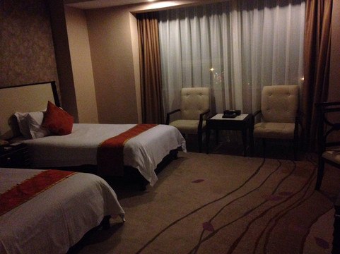 弘毅大酒店主图