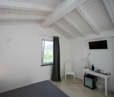 Romito Magra酒店住宿-Dolce Dormire Suite