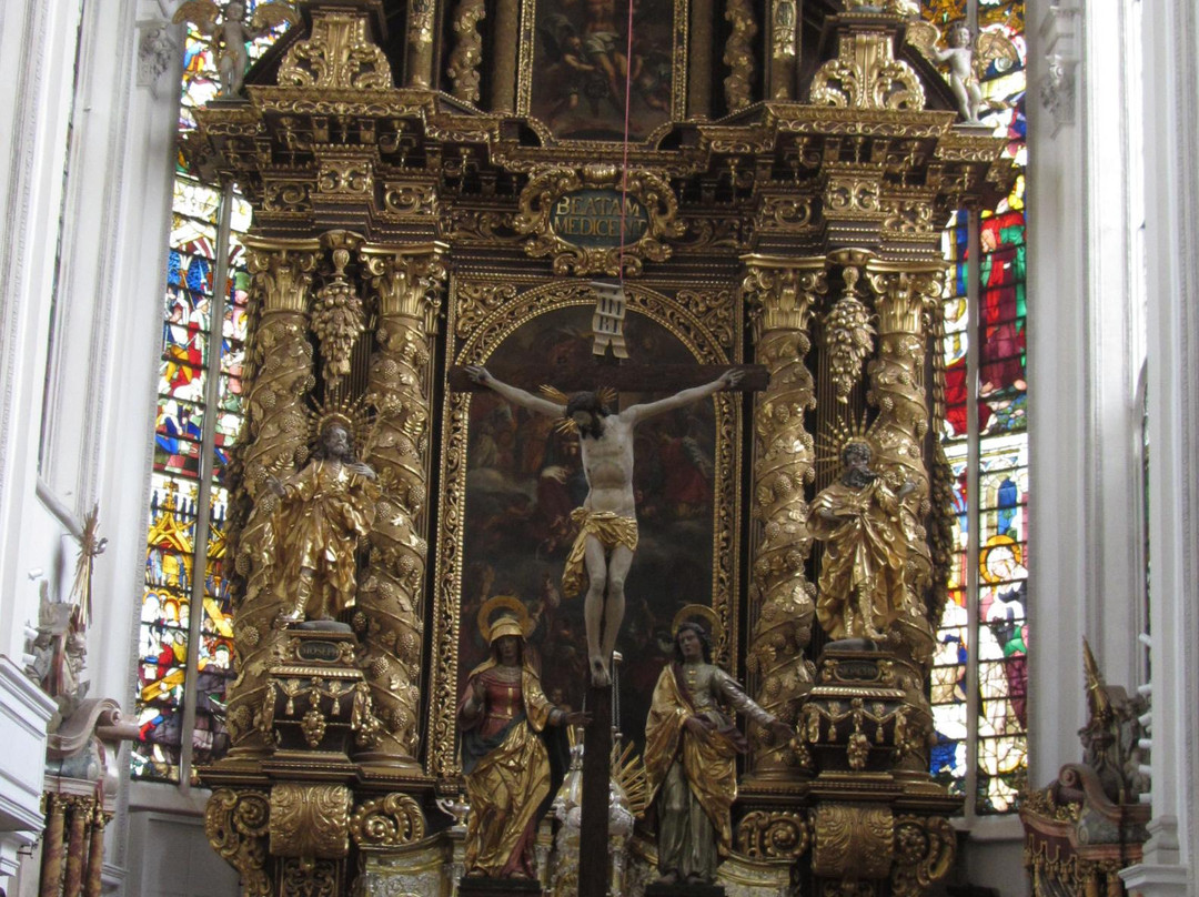 Stadtpfarrkirche Mariä Himmelfahrt-莱希河畔兰茨贝格必去景点