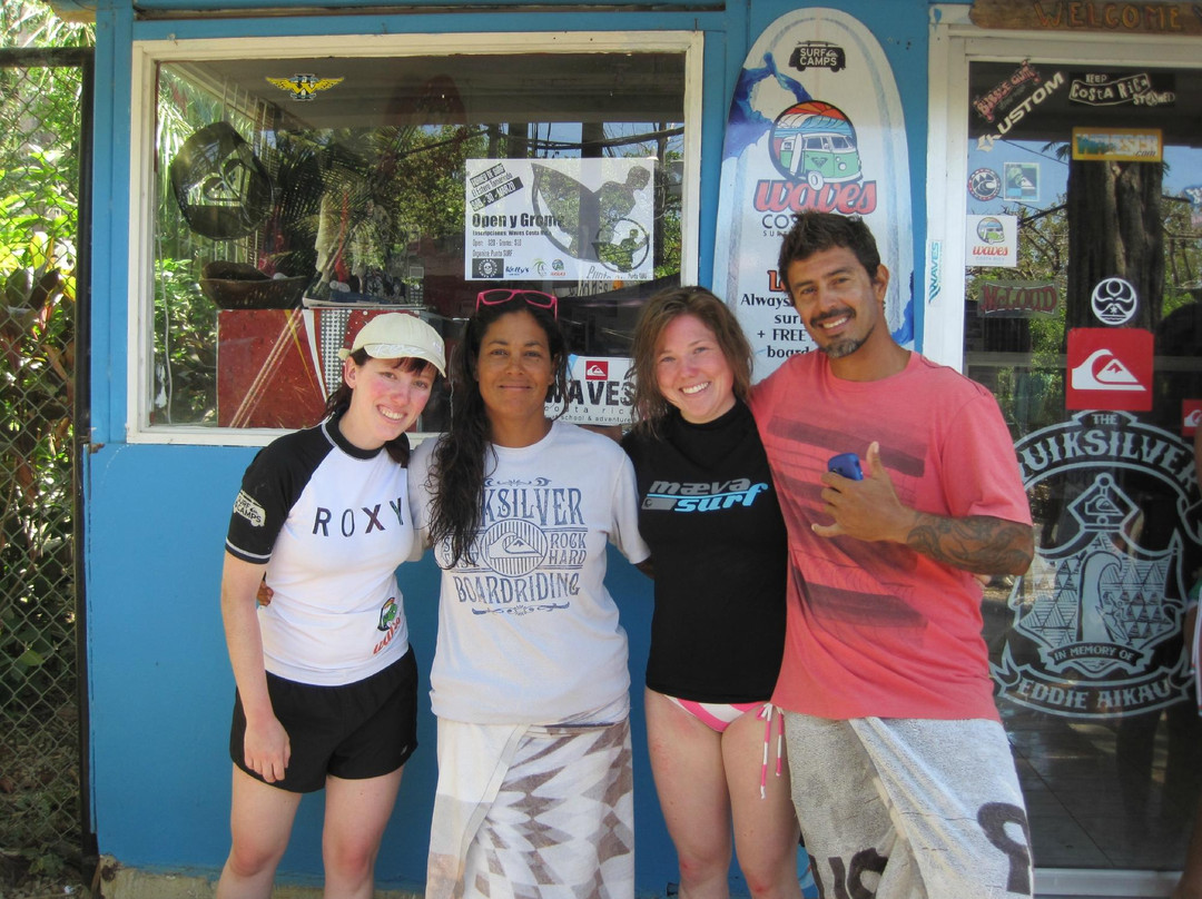 Waves Costa Rica Surf Adventures景点图片