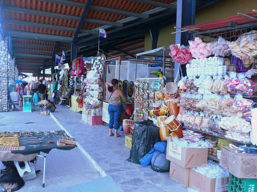 Sunday Market景点图片