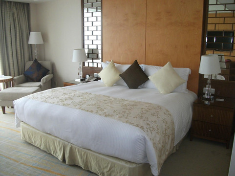 上海東錦江希尔顿逸林酒店主图