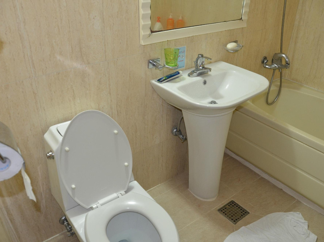 摩纳哥酒店主图