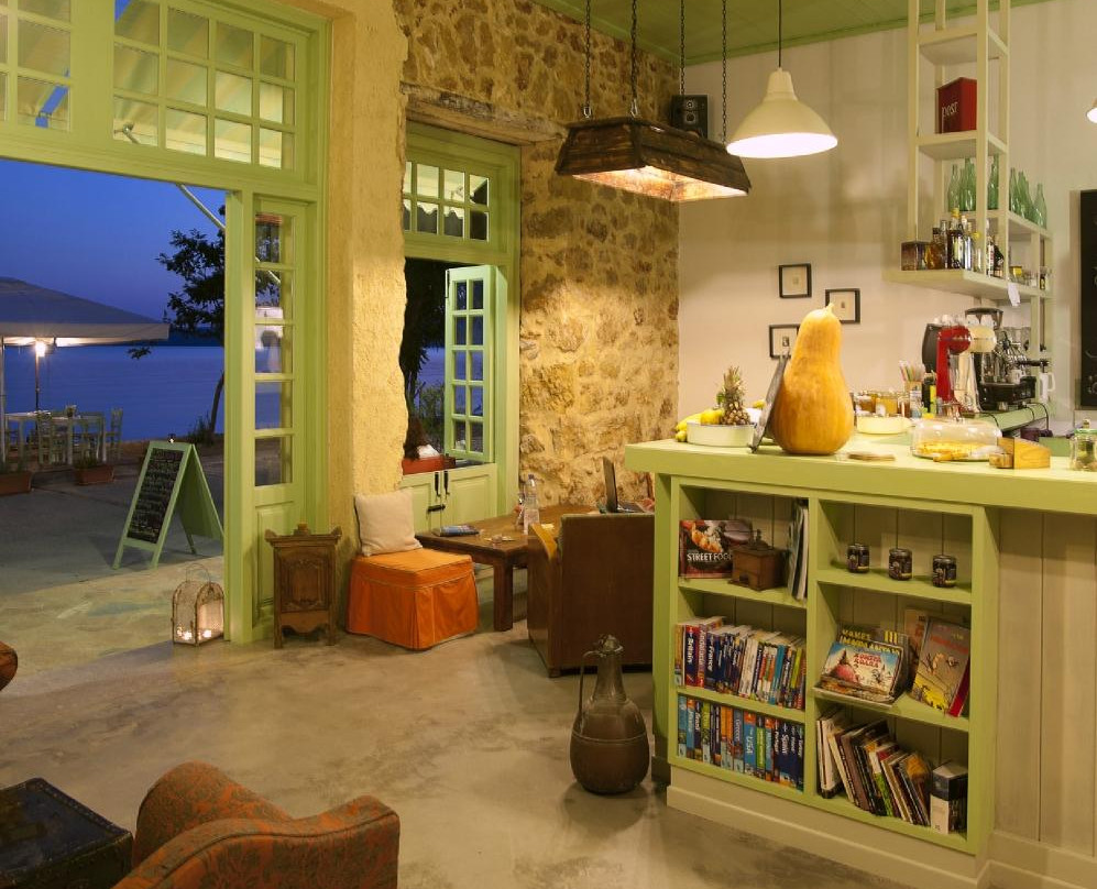 Aplo The Beach Warehouse