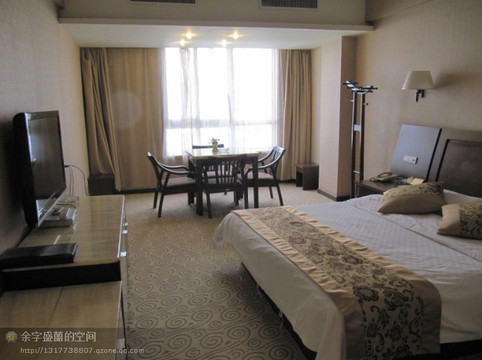 维海大酒店主图