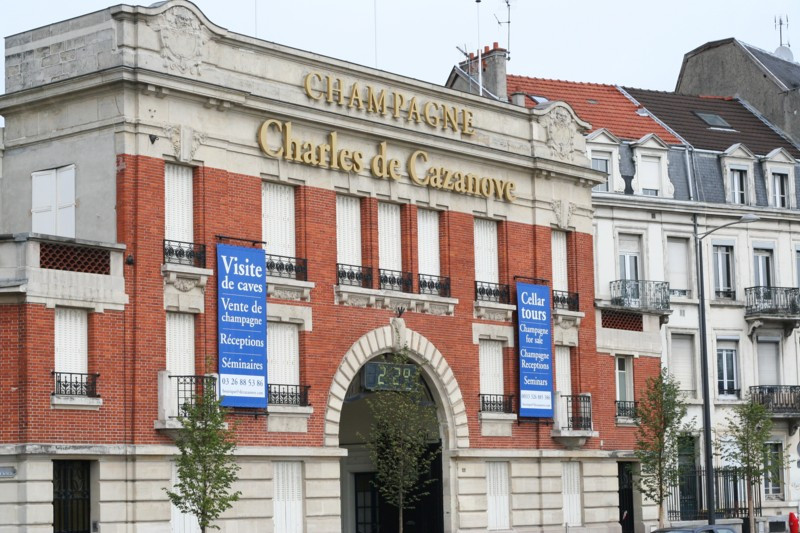 Champagne Charles de Cazanove-兰斯必去景点