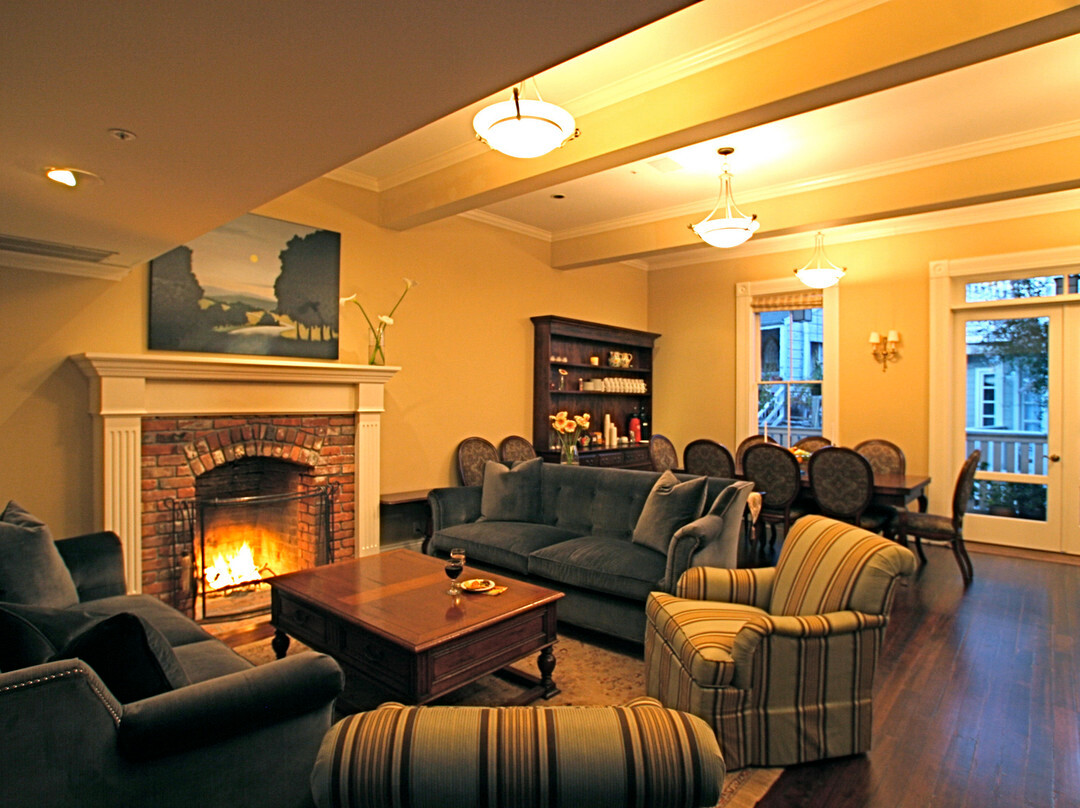 索萨利托酒店住宿-索萨利托山墙酒店