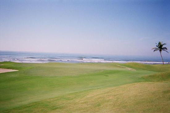 Tres Vidas Club de Golf景点图片