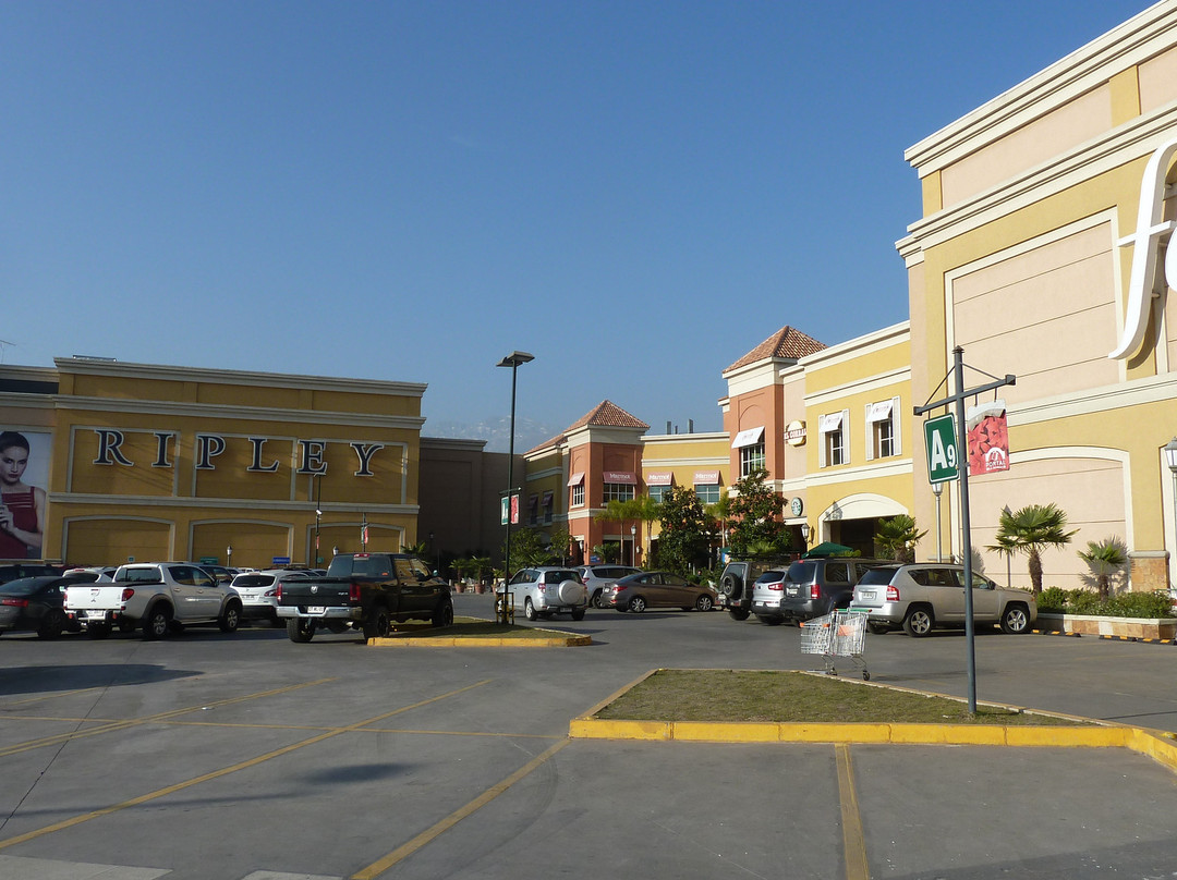 Portal de Dehesa-圣地亚哥必去景点