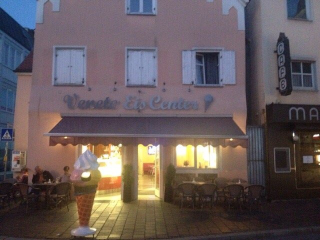 Dillingen餐馆和美食-Cafe Venezia