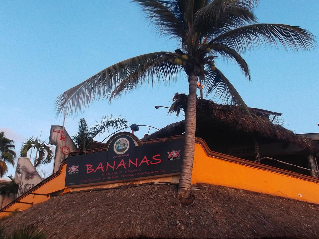 La Hosteria - Bananas