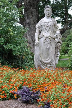Massachusetts Horticultural Society's Garden at Elm Bank景点图片