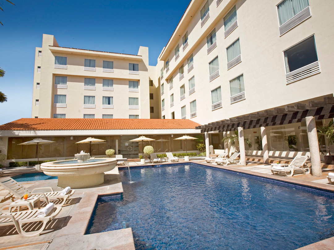 Isla Aguada酒店住宿-Fiesta Inn Ciudad del Carmen